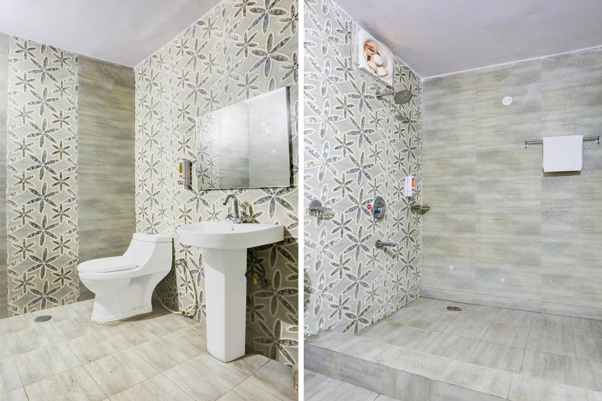 Super Townhouse Haibowal Chowk لوديانا المظهر الخارجي الصورة
